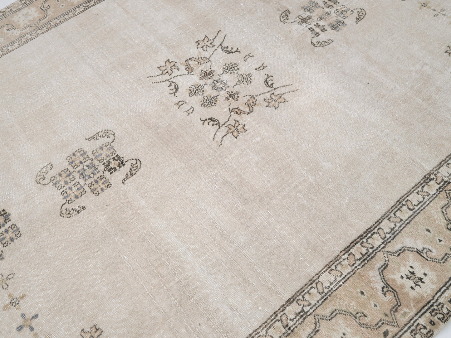 Turkish Vintage Oushak Rug, Handmade Area Rug, Neutral Floor Rug, Living Room Rug, Carpet Rug, Turkish Carpet, Coastal Decor, Rug 6x9, 12501
