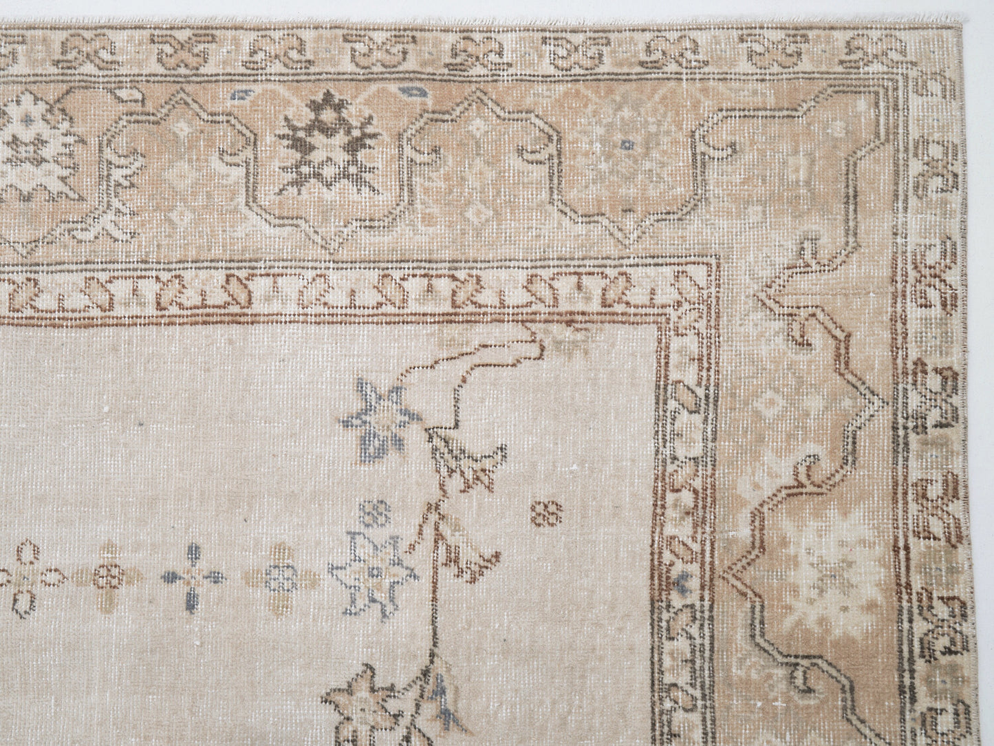 Turkish Vintage Oushak Rug, Handmade Area Rug, Neutral Floor Rug, Living Room Rug, Carpet Rug, Turkish Carpet, Coastal Decor, Rug 6x9, 12501
