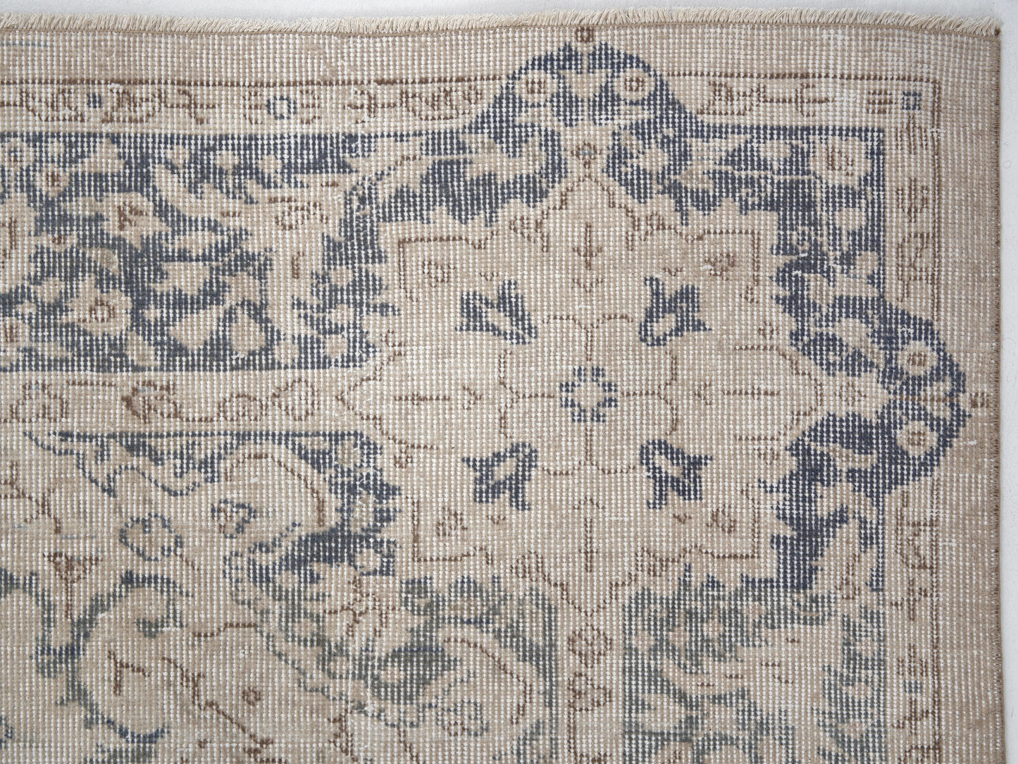 Vintage Handmade Rug, Oushak Rustic Rug, Turkish Area Rug, Neutral Floor Rug, Rug 6x10, Turkey Rug, Primitive Rug, Bedroom Rug, 11485