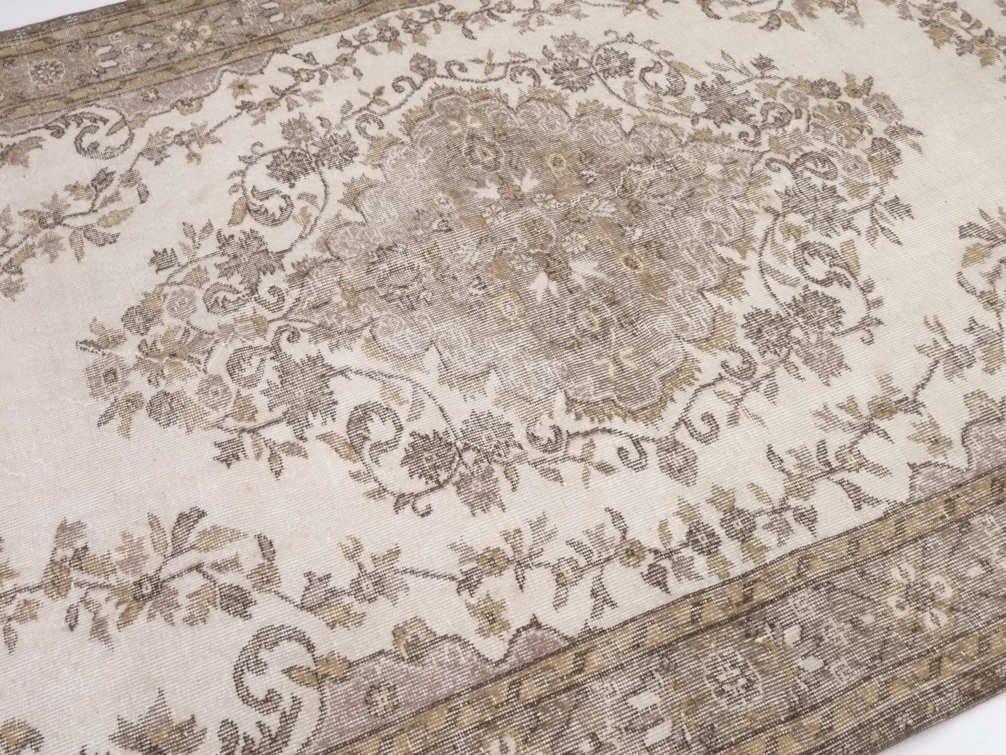 Oushak Carpet, Turkish Rug, Area Neutral Rug, Vintage Rug, Handmade Rug, Living room rug, 6x9 Area rug, Rustic Decor, Entryway rug, 10270