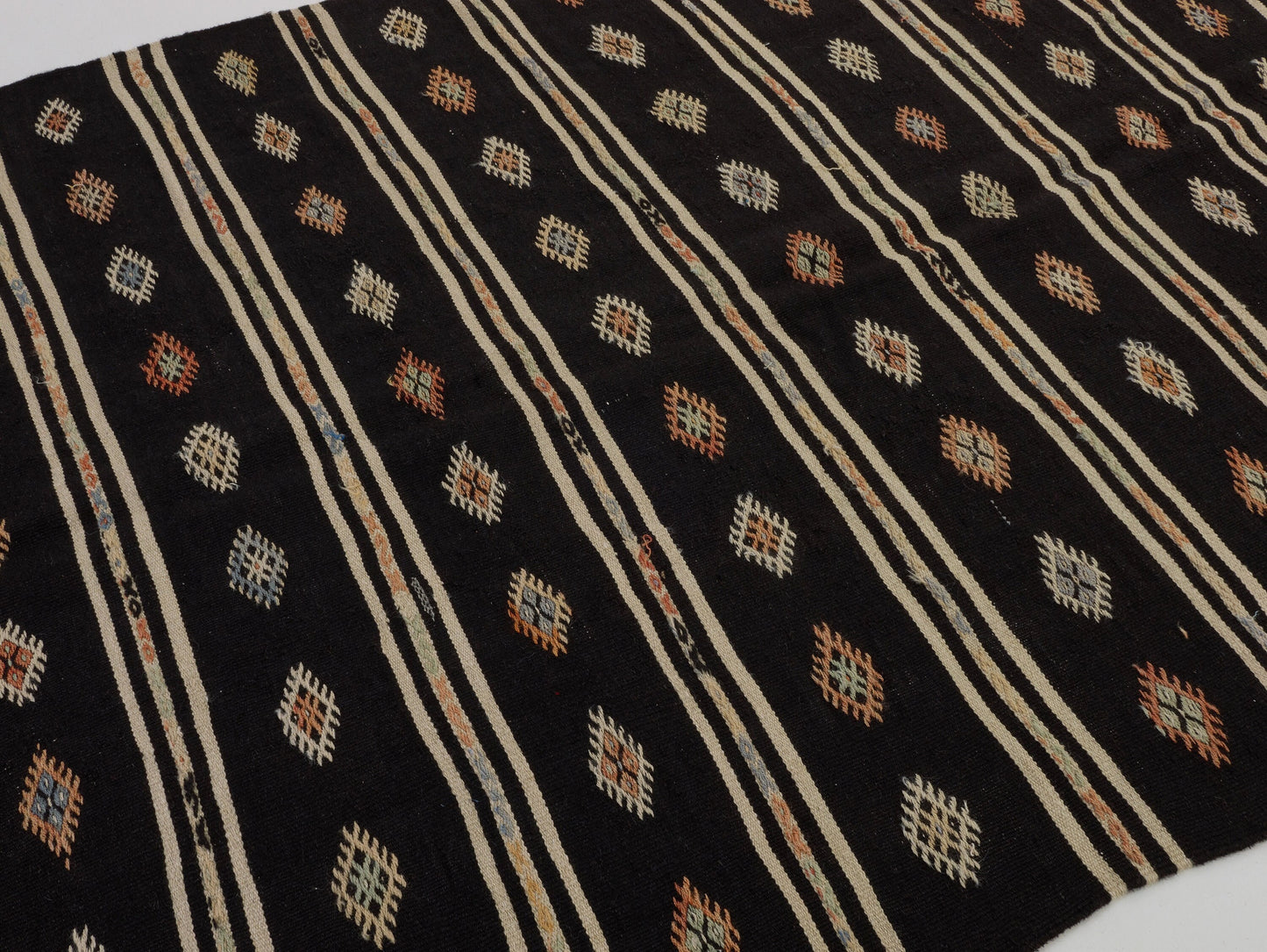 Kilim Rug 6x10, Turkish Kilim, Vintage Kilim, Handmade Unique Black Kilim Rug, Eclectic Rug, Rug Kilim, Entryway Rug, Flat Weave Rug, 10516