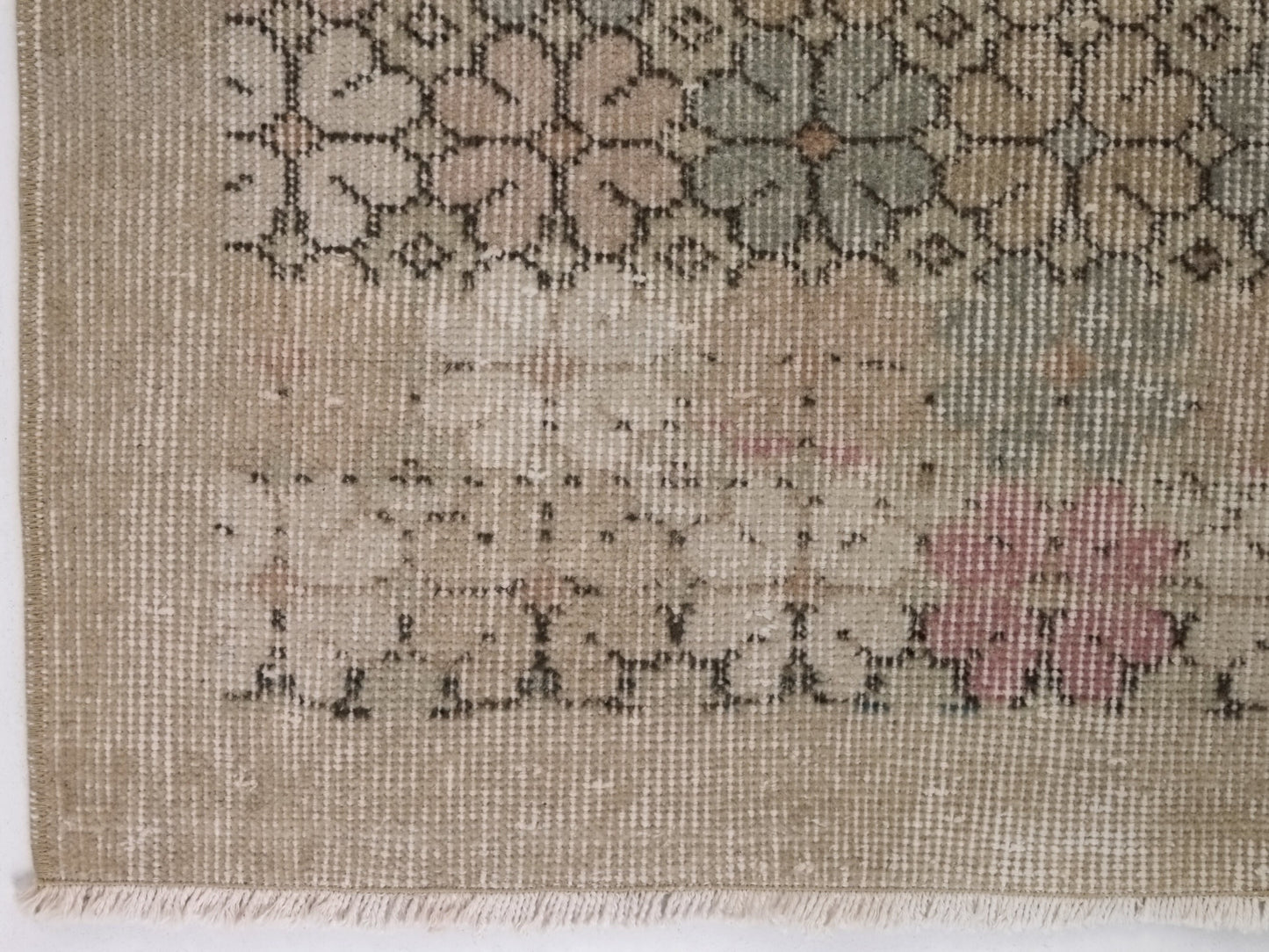 Faded Small Oushak Rug, Turkish Oushak Vintage Rug, Carpet Rug, Wool rug, Muted Rug, Small Vintage Rug, Neutral Rug, 3x6 Rug, 8936