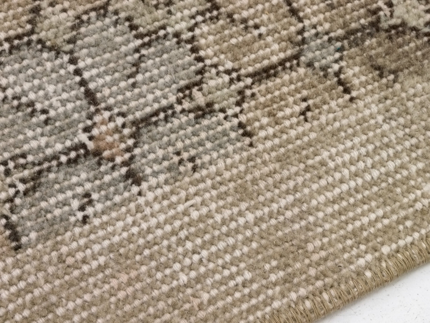 Faded Small Oushak Rug, Turkish Oushak Vintage Rug, Carpet Rug, Wool rug, Muted Rug, Small Vintage Rug, Neutral Rug, 3x6 Rug, 8936