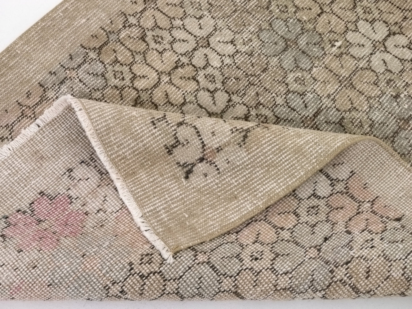 Faded Small Oushak Rug, Turkish Oushak Vintage Rug, Carpet Rug, Wool rug, Muted Rug, Small Vintage Rug, Neutral Rug, 3x6 Rug, 8936
