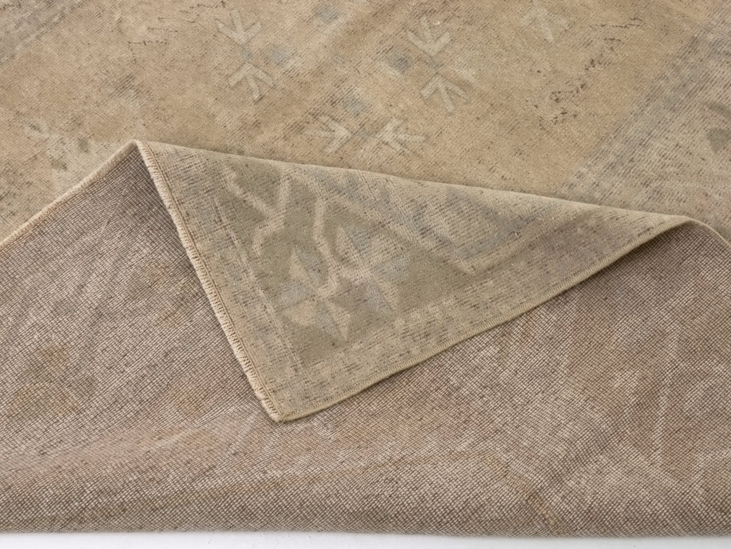Muted Oushak Rug, Vintage Turkish Oushak Rug, 6x9 Turkish Rug, Beige Rug, Antique rug, Old Rug, Handmade rug, Area rug 6x9, Neutral rug,8815