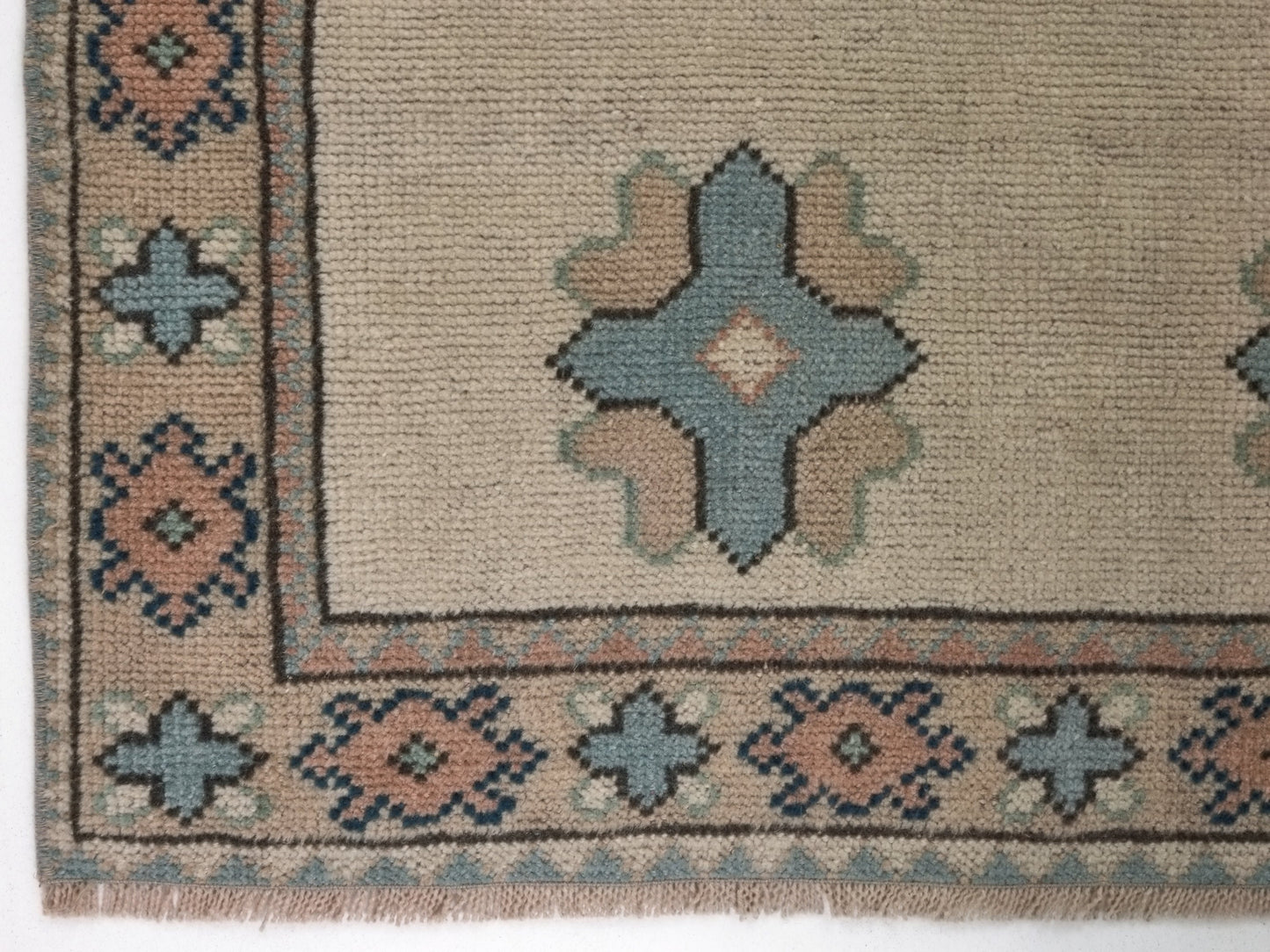 Muted Turkish Oushak Rug, Small Vintage Rug 3x5, Handmade Rug, One of a kind rug, Coastal decor, Turkish Rug, Bedroom rug, Anatolia rug,8804