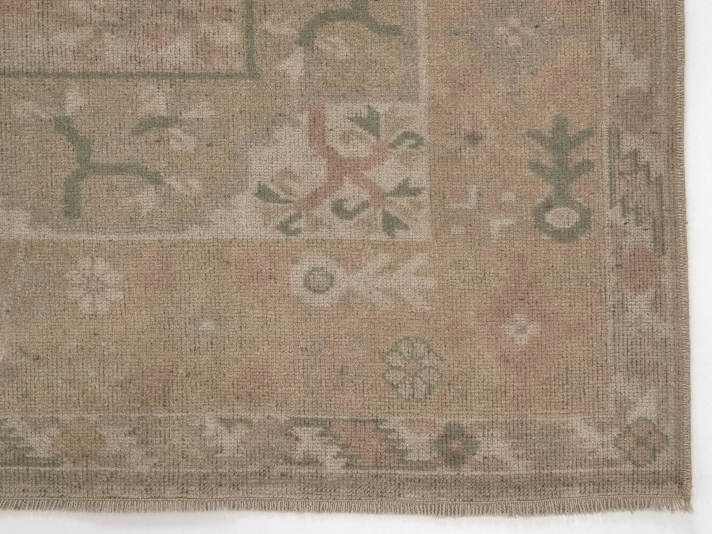 Turkish Neutral Rug, Vintage Rug, Area Rug, Beige Rug 5x8, Faded Area Rug, Muted Handmade Oushak Rug, Bedroom rug, Entryway rug, 8683