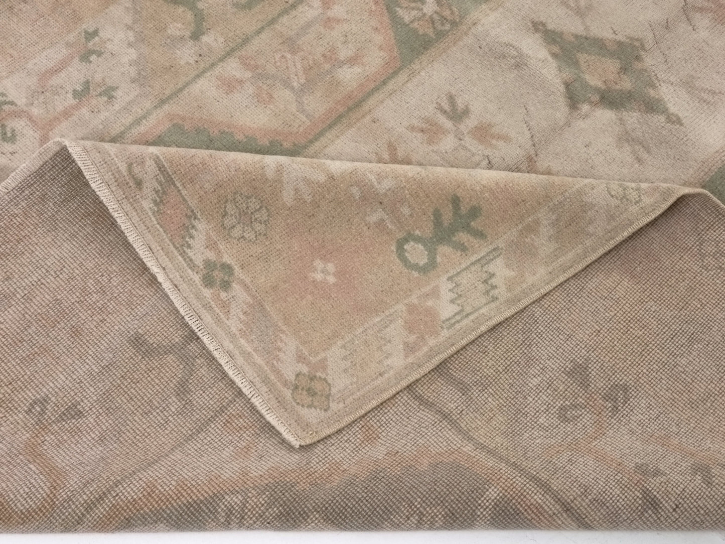 Turkish Neutral Rug, Vintage Rug, Area Rug, Beige Rug 5x8, Faded Area Rug, Muted Handmade Oushak Rug, Bedroom rug, Entryway rug, 8683
