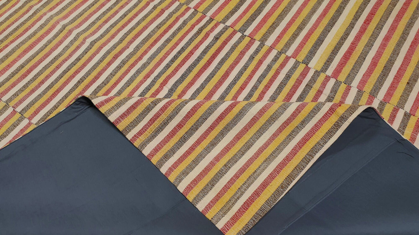 Boho Striped Kilim rug, Area Bohemian rug, Vintage kilim, Eclectic rug, 6x8 Kilim rug, Bedroom rug, Nursery Rug, Kid room rug, 103