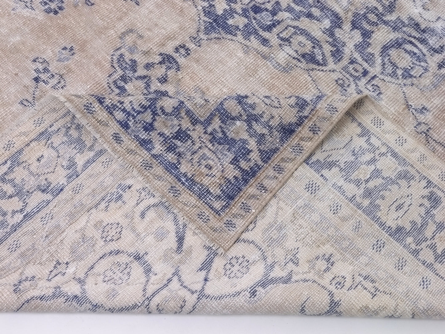 Faded Area Rug, Turkish Carpet rug, Vintage Oushak Rug, Neutral Rug, 7x10 Rug, Scandinavian Decor, Living room, One of a kind, RUG, 10334