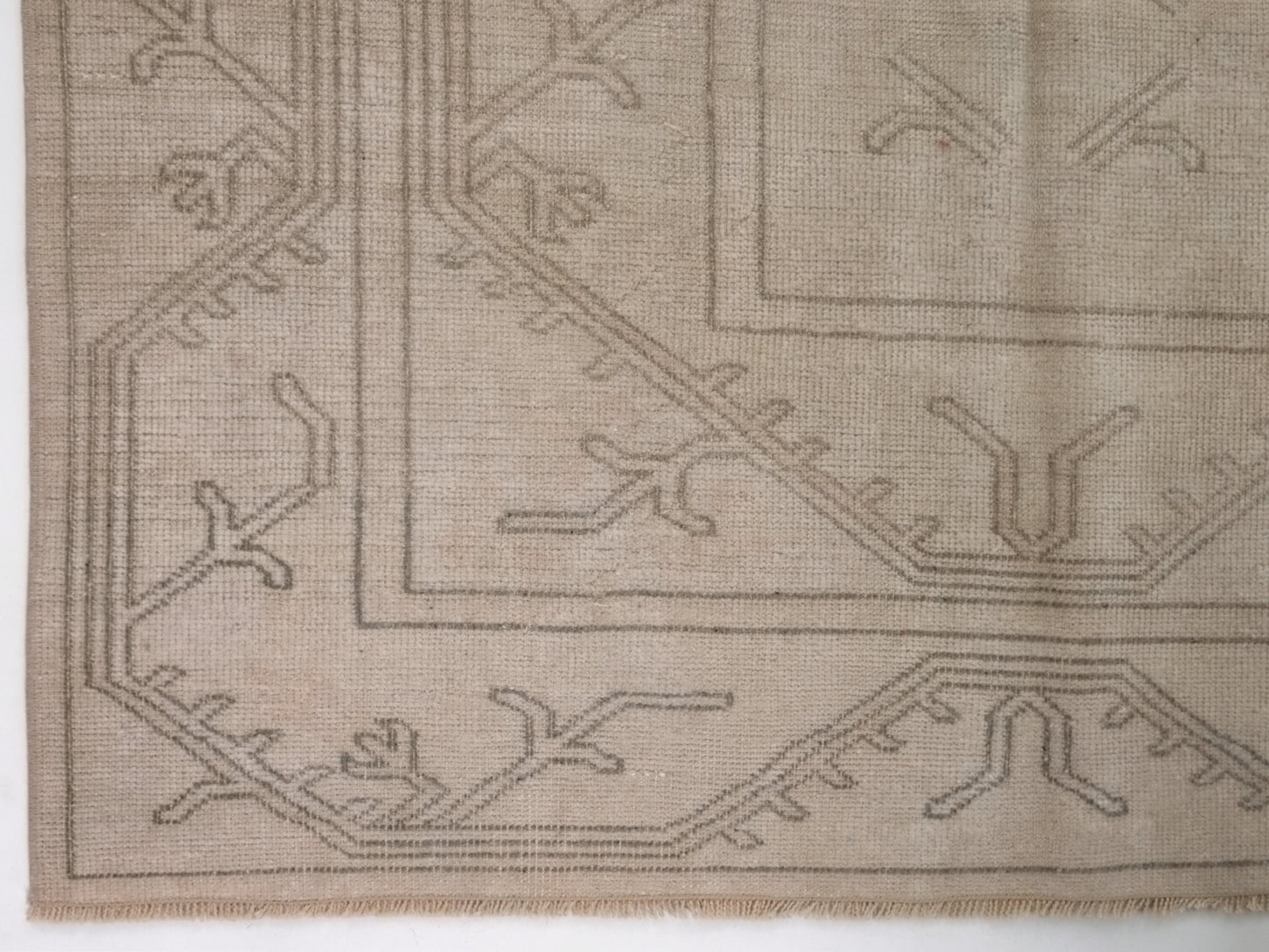 Farmhouse decor Vintage rug, Stunning Oushak rug, Area rug 4x7, Faded rug,Antique Turkish rug, Hand Knotted Neutral rug, Oriental rug, 10037