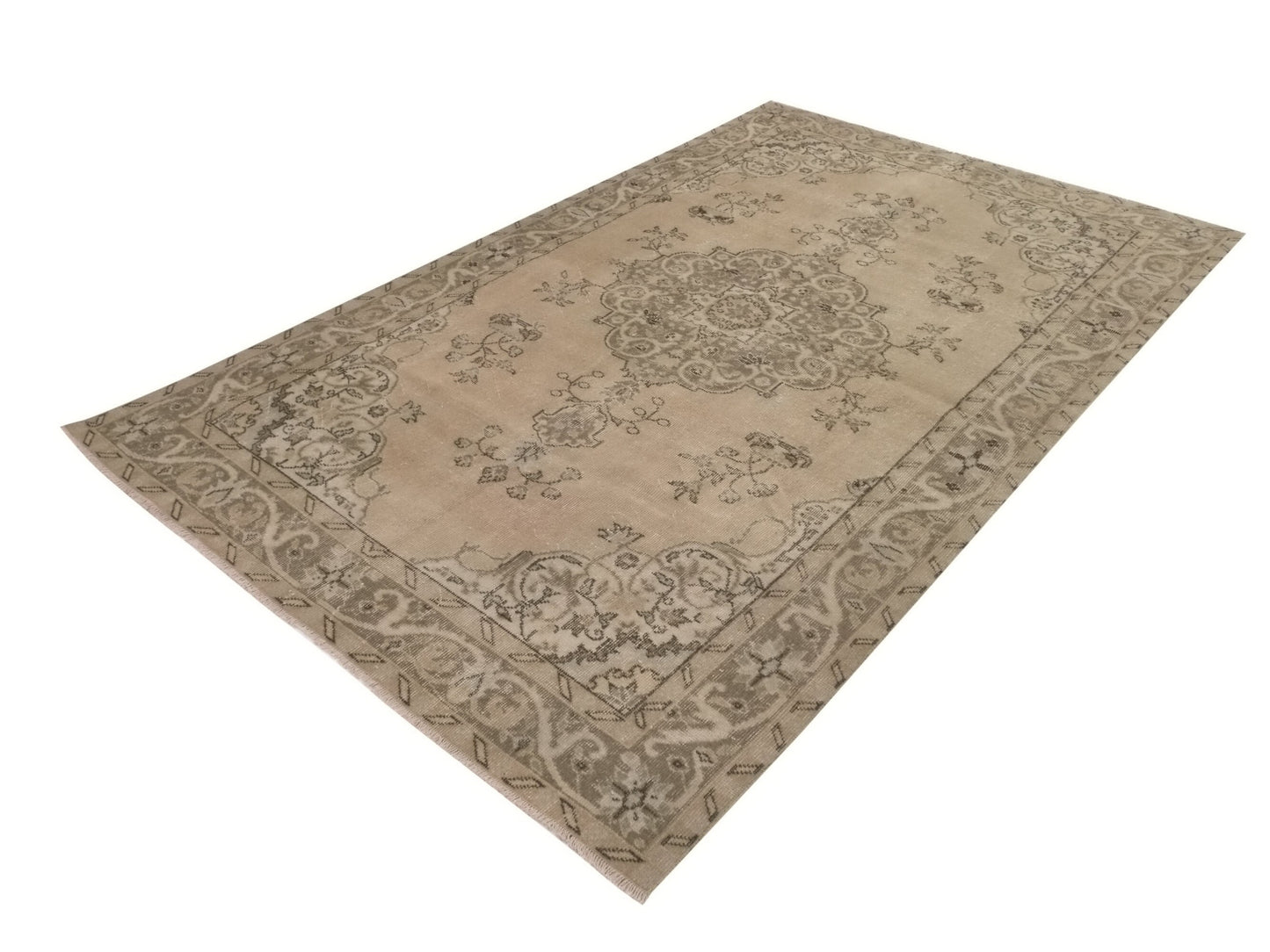 Antique Turkish rug, Oushak Vintage rug , 6x9 Area rug, Turkish rug, Neutral rug , Soft rug , Oriental rug, Old rug, 9004