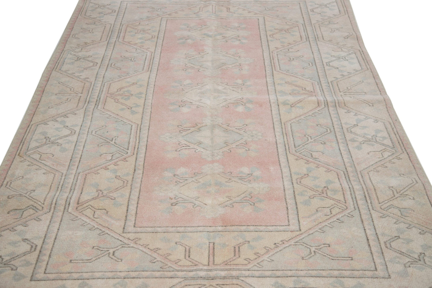 5x8 Rug, Faded Geometric Rug, Neutral Turkish rug, Oushak rug, Vintage rug, Area rug, Unique rug, One of a kind rug, Living room Rug, 7482