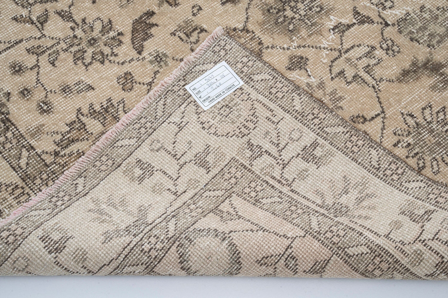 Pastel Turkish Rug, Faded Rug, Neutral Oushak Rug, Area Rug 4x7, Vintage Carpet Rug, Unique Rug, Handmade rug, Dining room rug, 9679