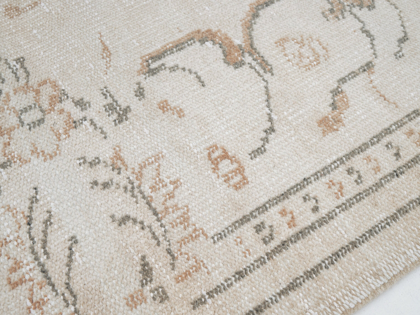 Handmade Area Rug, Turkish Vintage Rug, Oushak Unique Rug, Neutral Muted Rug, White Rug, Coastal Decor, Oushak Carpet, Rug 6x9, 12522