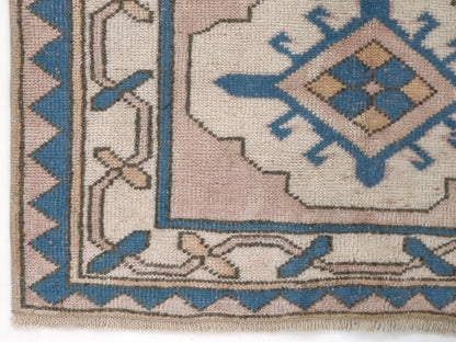 Turkish Rug, Vintage Rug, Small Rug, Mıuted rug, 3x4 Rug, Faded rug, Pink rug 3x4, Anatolia rug, Bedroom rug, Unique rug, Soft rug, 10049