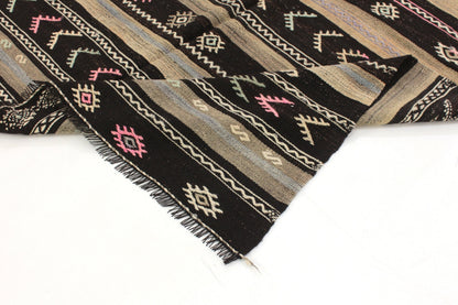 Turkish Kilim, Kilim Rug 5x7, Vintage Eclectic Kilim Rug, Handmade Bohemian Kilim Rug, Living Room Rug, Wool Rug, Rug Kilim,Area Kilim, 6066