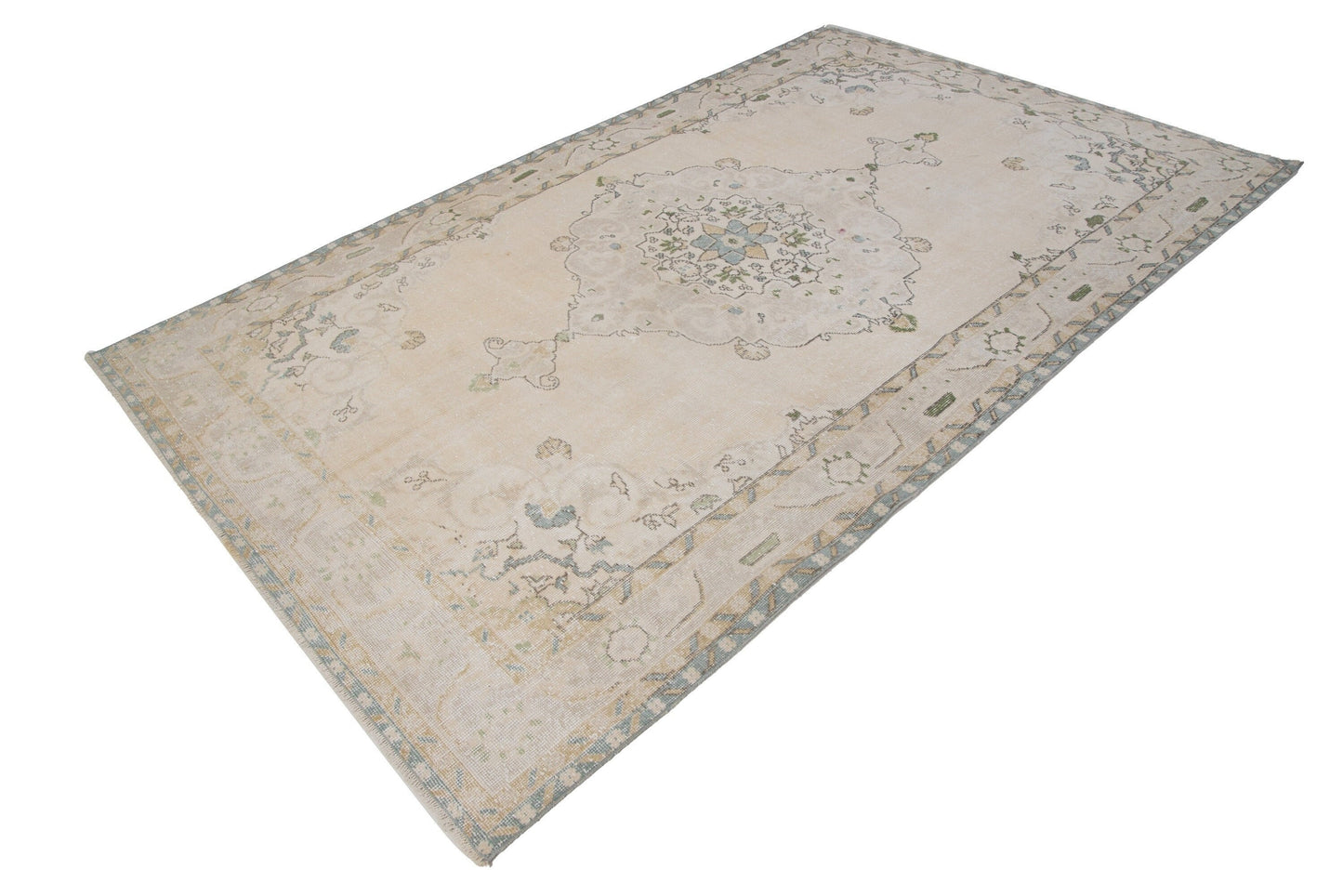 Beige Carpet rug, 6x10 Turkish Rug, 6x10 Oushak rug, Vintage rug,Living room rug, Eclectic decor, Area rug, Handmade Rug, Faded rug, 7239