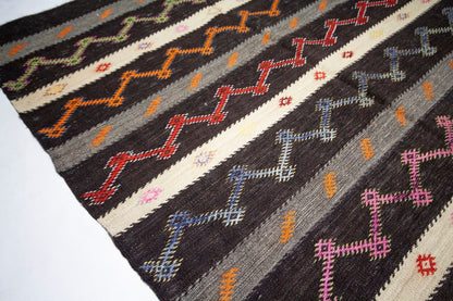 Turkish Kilim Vintage rug, Kilim rug 6x11 , Neutral rug, Unique rug, Ethnic rug, Handmade rug, Embroidery rug, Entryway rug,2029